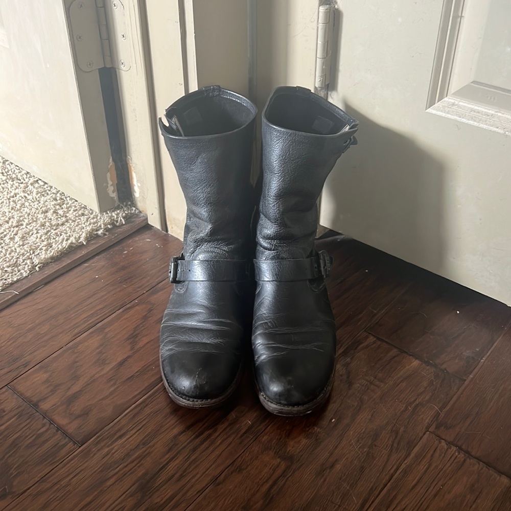 FRYE BOOTS Black Veronica Short Boot Sz 10 - Genuine Leather - Style# 76509